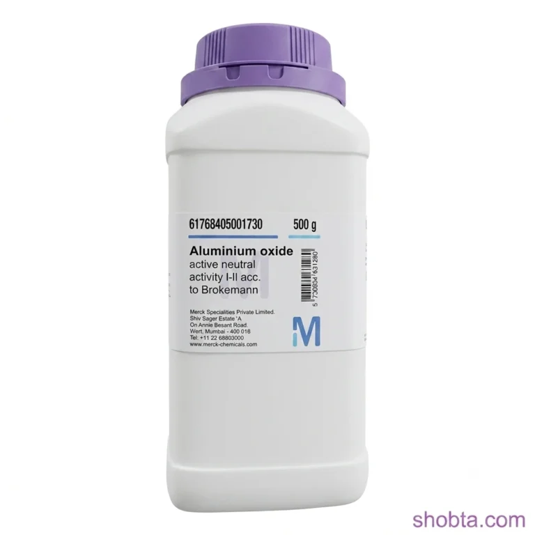 Front view of Merck Aluminium Oxide Al₂O₃ 500gm reagent container