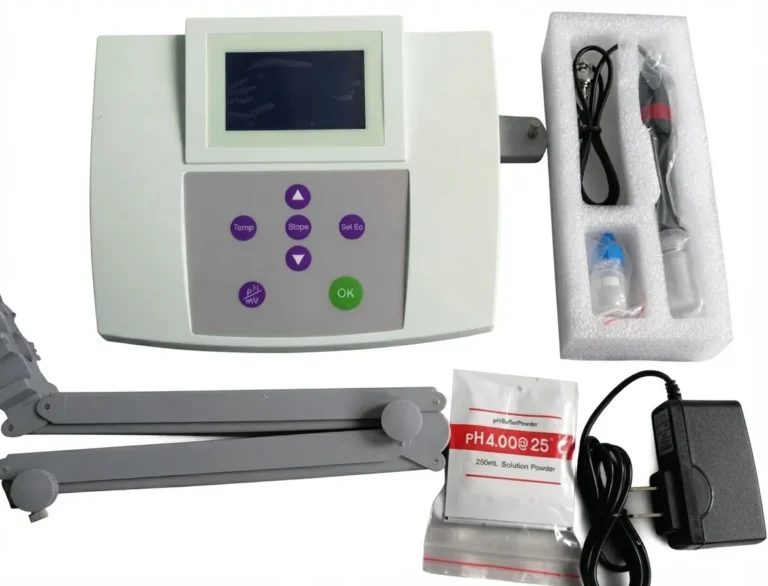Benchtop pH testing instrument for laboratory water analysis